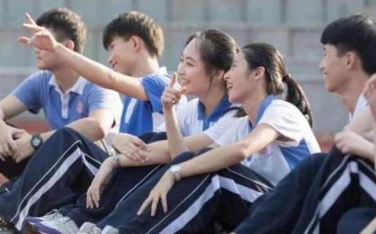 初中200多分可以上什么中專技校？