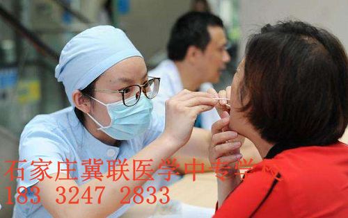 石家莊哪個(gè)中專學(xué)校開設(shè)口腔專業(yè)？