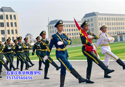 石家莊東華鐵路學(xué)校管的嚴嗎？可以隨便出入學(xué)校嗎？