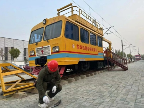 內(nèi)燃機(jī)車司機(jī)是不是不好找工作？